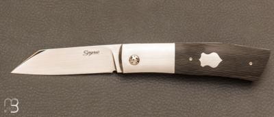 Carbon fiber custom knife by Stéphane Sagric