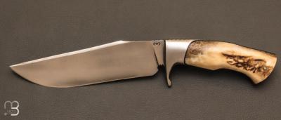 Couteau de "camp" Intgral bois de cerf poli et lame forge en acier 100C6 par Mickal Moing 