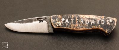 Couteau " Pimontais " XC75 et planche de skate fait main par Frdric Marchand