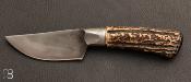 Couteau "droit" semi intgral manche en bois de cerf Sambar par Mickal Moing