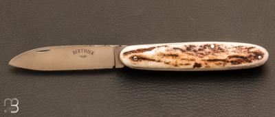 Couteau de poche modle "Navette" par Berthier - Bois de Cerf et lame XC75