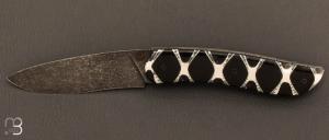 Couteau " Gyr " front flipper custom par Tim Bernard - Colonne vertébrale de requin