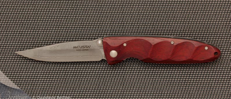 Sanmai Damascus, Cocobolo MC-24D Classic folding knife by MCUSTA