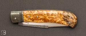   Couteau   "  Big Trappeur redessiné " par Laurent Gaillard - Fourche de peuplier stabilisée et 90McV8
