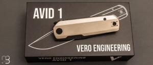   Couteau " Avid 1 " par Vero Engineering - Bright Titanium et S45VN
