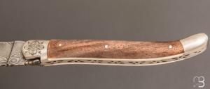 Couteau " Laguiole 12 cm " par Forge de Laguiole - Noyer et damas carbone