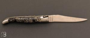 Couteau Laguiole en Aubrac pierre de lave noire stabilisée double platines - Acier 12c27 mat