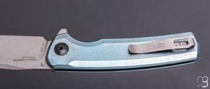 Couteau  " ZT0044BLU Factory Special Series Button lock " par ZERO TOLERANCE - CPM S90V et titane