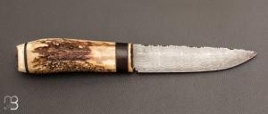  Couteau  " custom " fixe par Michel Blum - Bois de cerf et damas