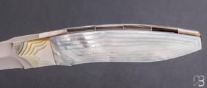    Couteau droit " Airstep " custom en nacre par Koji Hara