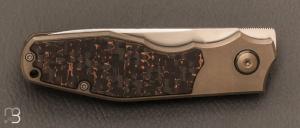 Couteau  "  Creed " custom framelock par Thierry Savidan - Titane et Fat carbon