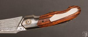 Couteau "  Front-flipper " custom par Romain Lopez - Bois de fer d'Arizona et lame damas  de "La Forge Agab"