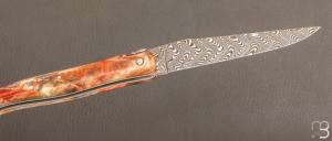 Couteau Laguiole en Aubrac 12 cm manche en fourche de peuplier teinté et stabilisée