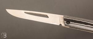  Couteau " Le 26 " par MTBlades Benjamin Thuillier - Paperstone noir et lame en 14C28