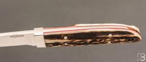   Couteau " Loveless Stiffhorn " par Shaun Bruwer - Amber Stag et ATS-34