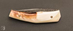   Couteau " custom " de Alain & Joris Chomilier - Ivoire de phacochère et damas "spirographe" de Vegas Forge