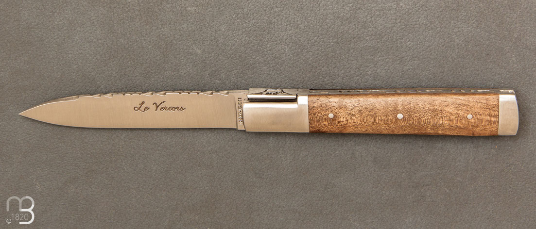 Vercors knife walnut wood handle with bolster