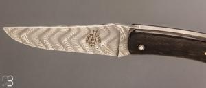  Couteau " Camembert damas" régional pliant en ébène