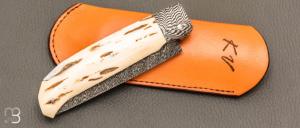    Couteau " Lock back " custom par Karim Valentin - Les couteaux D'Hure - Ivoire de mammouth et lame en damas plume