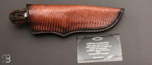  Couteau " Loveless Medium Pro hunter Knife Design " par Shaun Bruwer - Amber Stag