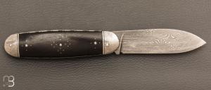    Couteau " Navette " custom par David Breniere - Ebène et damas multi barreaux