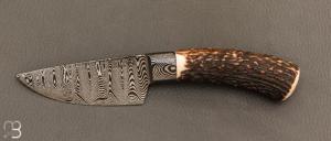    Couteau Semi intgral custom fixe de Israel Nascher  - Bois de cerf et damas