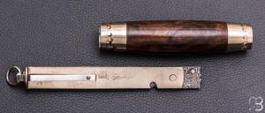 Couteau Tonneau par Jean Michel REMAUD - Noyer et lame damas