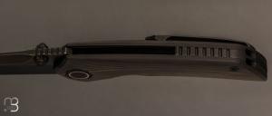 Couteau " Tuna - Standard 1 " par Poikiloblade - Carbone Woodgrain et Bohler M398