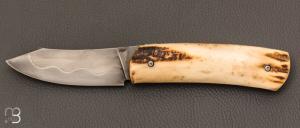  Couteau " liner-lock custom " par Christophe Million - Bois de cerf et acier C130