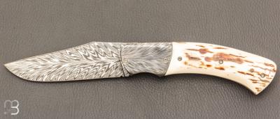 Couteau " pièce unique " par Joël Grandjean - Ivoire de mammouth et lame en damas plume