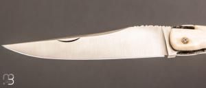   Couteau " Laguiole d'art 13 CM  " de Jérôme Lamic - Bois de cerf sambar et 14C28N