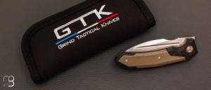 Couteau " Speartak regular " Carbone Micarta et lame en RWL34 de GTKnives - Thomas Gony