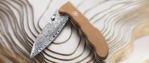  Couteau Victorinox " Special Evoke Wood DAMAST LIMITED EDITION 2026 " - 0.9410.J26