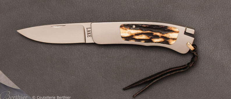 Couteau Orion Bois de cerf et lannière cuir par Ron Lake