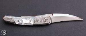   Couteau " Ambiez " par Stephano Compostella - Titane / Nacre et Erasteel APZ10