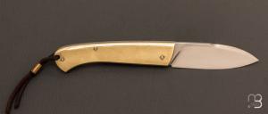 Couteau " Coriass " custom laiton et 90mcv8 par Frédéric Augé
