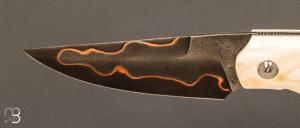 Couteau "  K-Libre " custom de Michel Grini - ivoire de phacochère et lame Gomaï 80CRV2