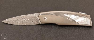 Couteau " Lock-Back" custom  par Vincent Saja - Titane - Damasteel - Nacre 