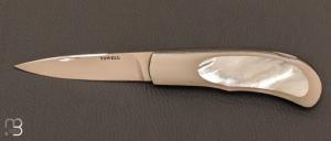Lock-back knife in white mother-of-pearl by Dwight Towell