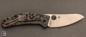   Couteau " SpydieChef CQI " par SPYDERCO - Titane "black Spillage"