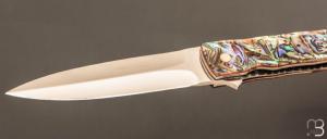    " Dague " custom par Koji Hara - Abalone et lame en Cowry-Y