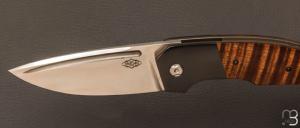  Couteau  "  Hurricane " custom par Thierry Savidan - Koa et Zirconium