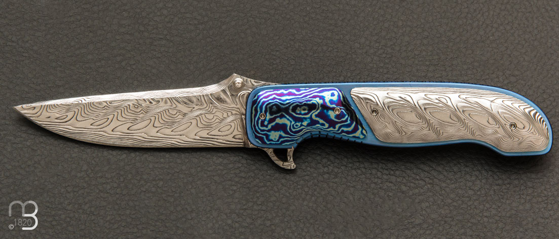 Couteau pliant custom de Larry Newton - Raindrop Damascus