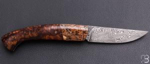   Couteau "1515 collection Globetrotter" par Manu Laplace - Loupe d'hêtre échauffé et lame damas