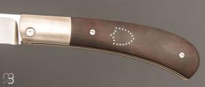   Couteau " Shielded " par Petr Hofman - Noyer densifié et RWL34