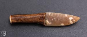 Couteau " Silex blond et bois de cerf " par Kévin Chartier