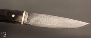   Couteau Droit de collection par Jean Paul Sire - Corne et Damas multi-barreaux