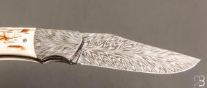 Couteau " pièce unique " par Joël Grandjean - Ivoire de mammouth et lame en damas plume