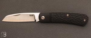 Couteau  " Apache • X-Series M4 " par Pena Knives - Black G10 Jigged