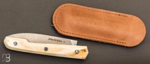  Couteau " Le Capi " par la Coutellerie Savignac - Ivoire de phacochère et lame en 14c28